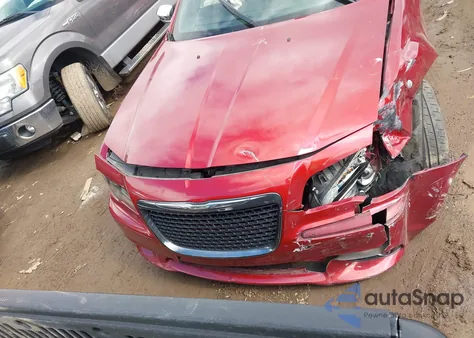 2013 Chrysler 300 C из США, поврежденный, VIN 2C3CCAET8DH650097